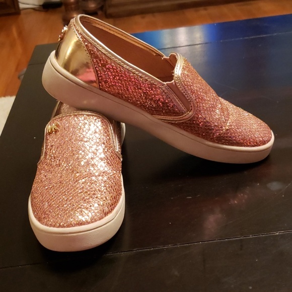 Michael Kors sz 3 - Picture 2 of 8